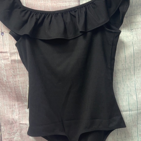 Brand new Woman’s Express bodysuit. Size XS - Picture 8 of 10